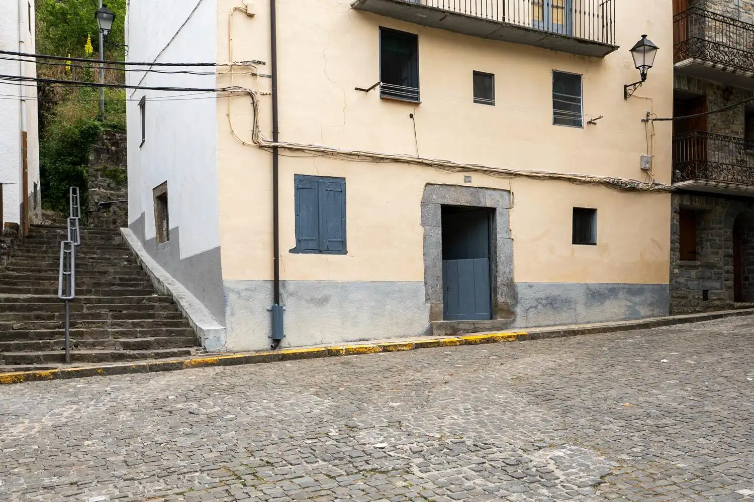 Vista exterior de Casa o chalet en venta en Biescas con Calefacción