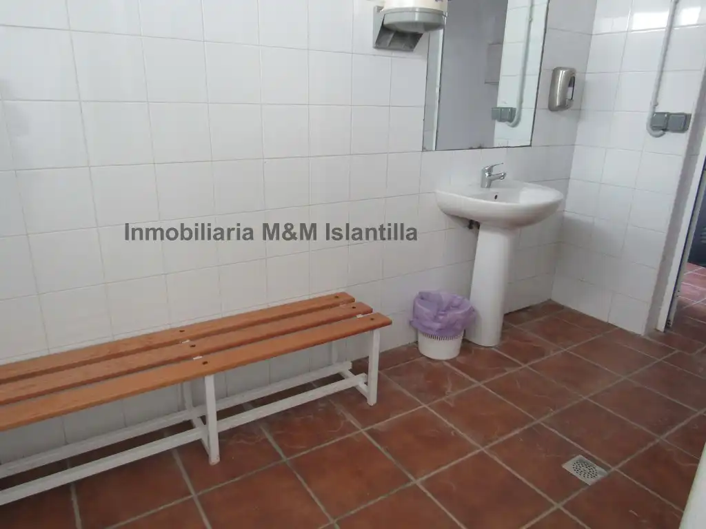 Baño de Casa adosada en venta en Islantilla con Terraza, Trastero y Amueblado
