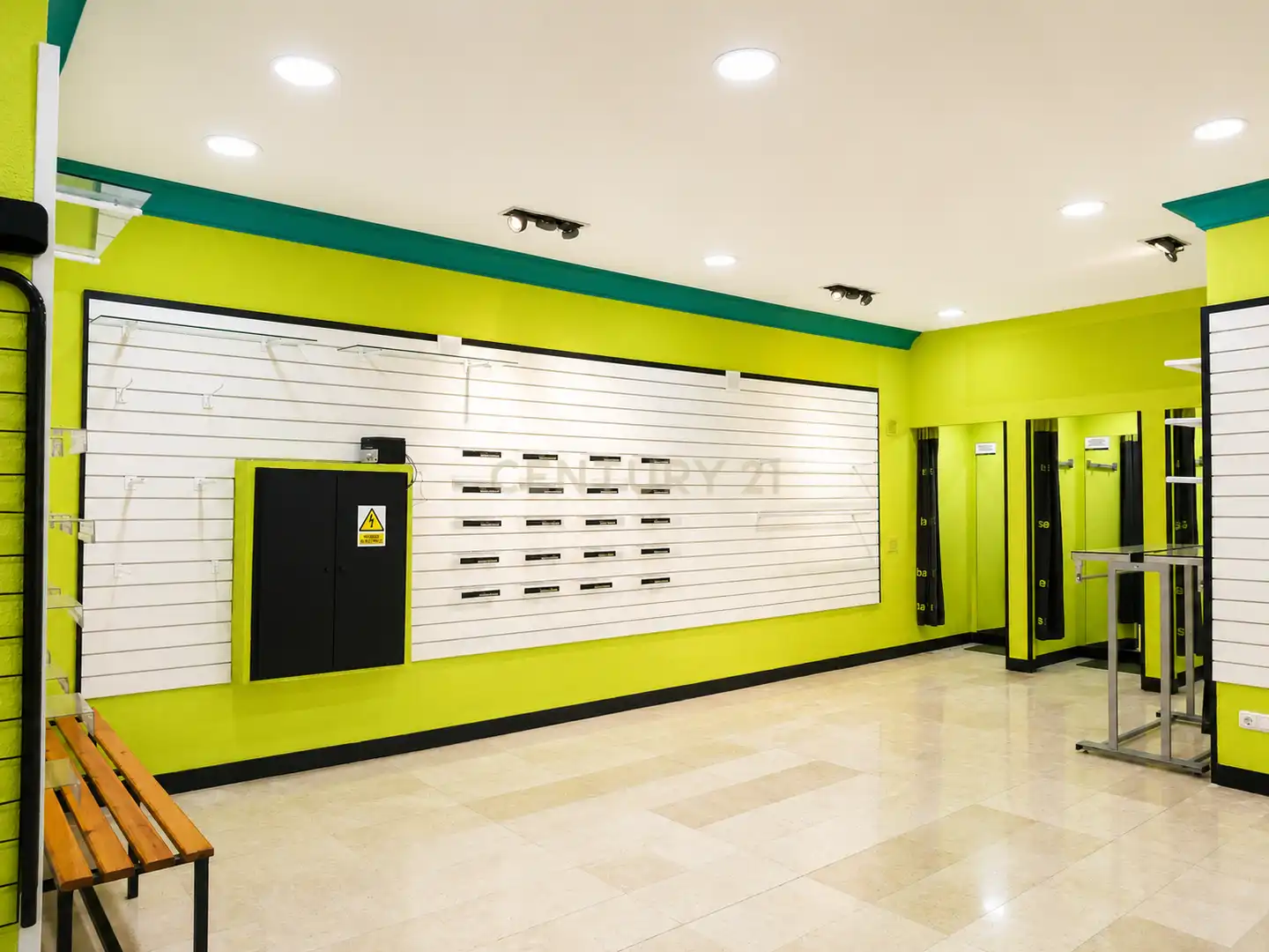 Local comercial en alquiler en Av. de España, 4, Centro-Casco Antiguo, 10001 Cáceres, Spain 4, imagen 3