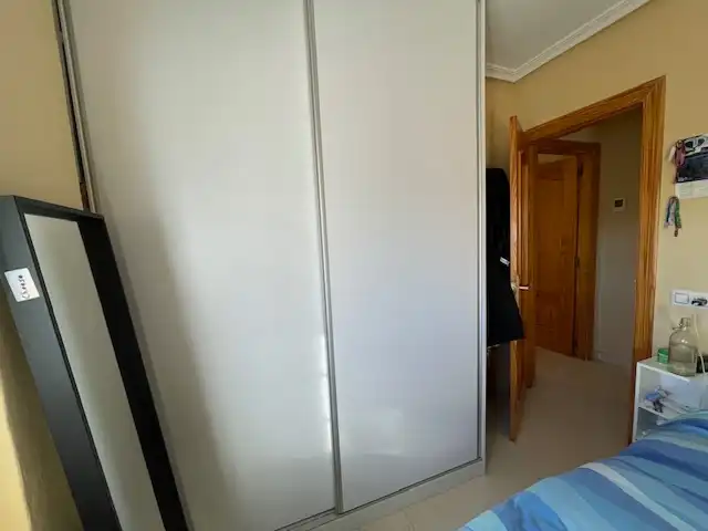 Dormitori de Casa o xalet en venda en Alicante / Alacant amb Aire condicionat, Calefacció i Jardí privat
