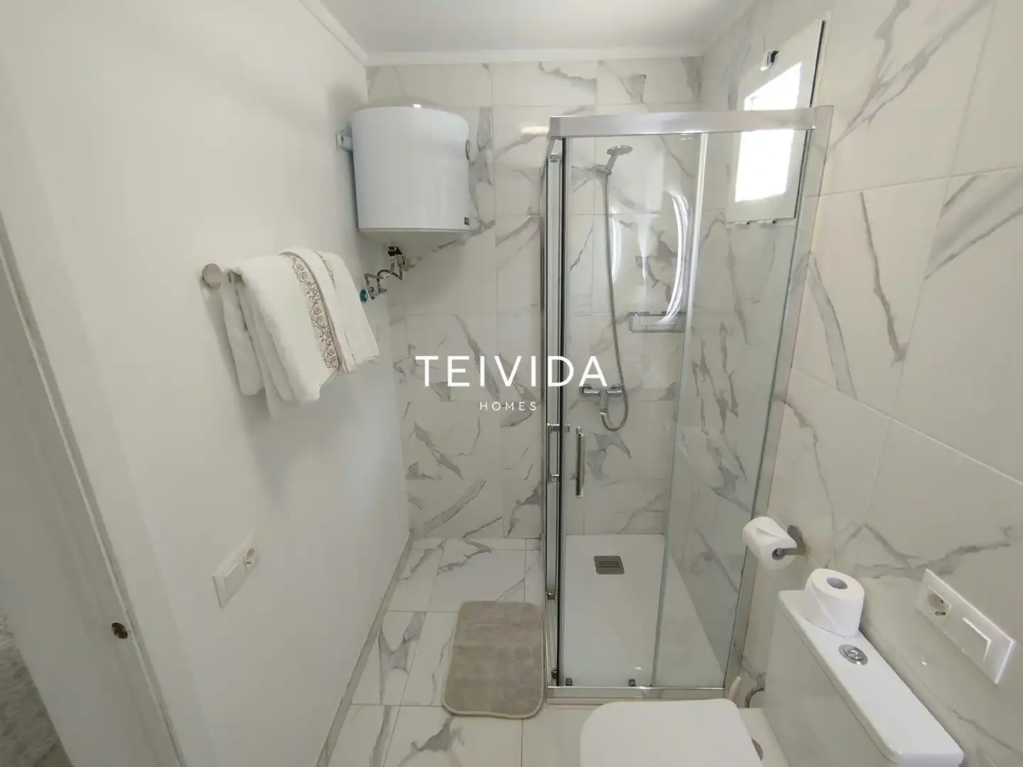 Bathroom of Detached homes for sale in Adeje  with Private garden, Swimming Pool and Community pool