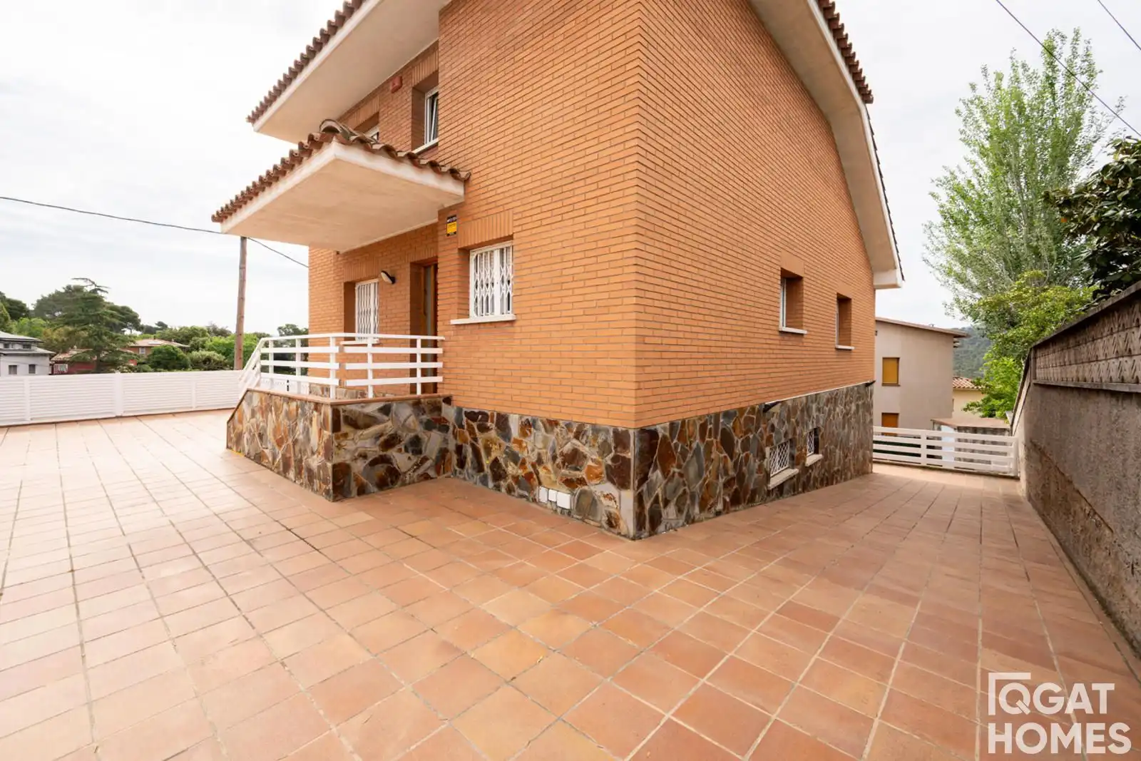 Vista exterior de Casa o xalet en venda en Sant Cugat del Vallès amb Calefacció, Terrassa i Piscina