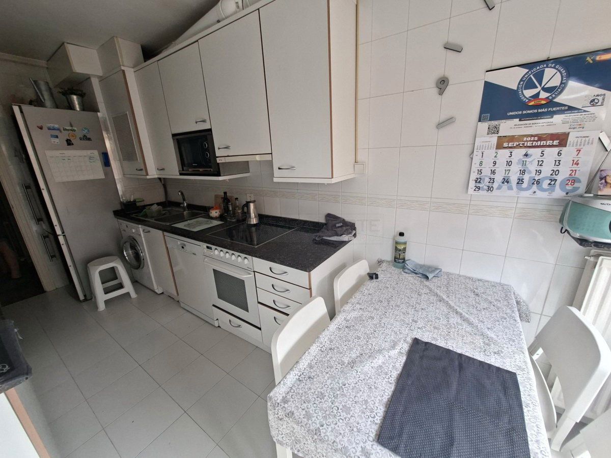 Kitchen of Flat for sale in Vitoria - Gasteiz  with Heating, Parquet flooring and Terrace