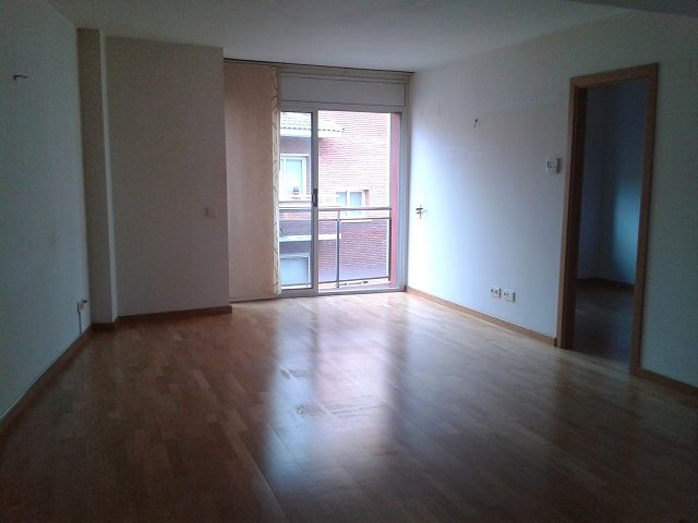 Dormitori de Pis de lloguer en Gavà amb Aire condicionat, Calefacció i Parquet