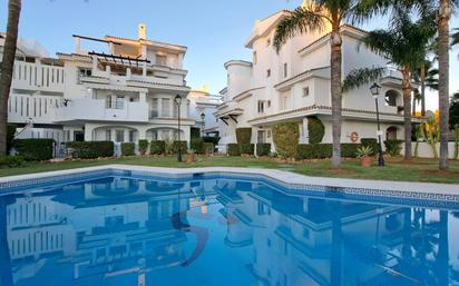 Flat for sale in Los Naranjos de Marbella, Aloha