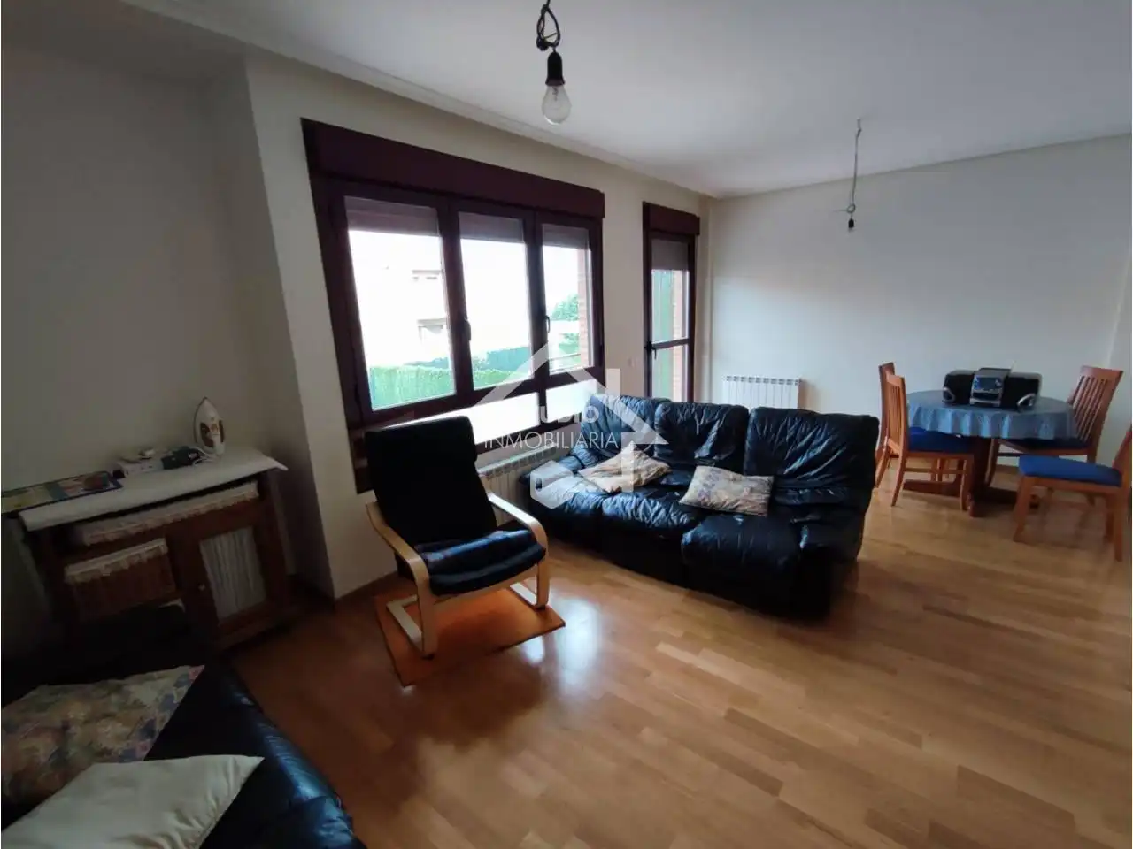 Living room of Detached homes for sale in Canillas de Río Tuerto  with Heating, Parquet flooring and Terrace