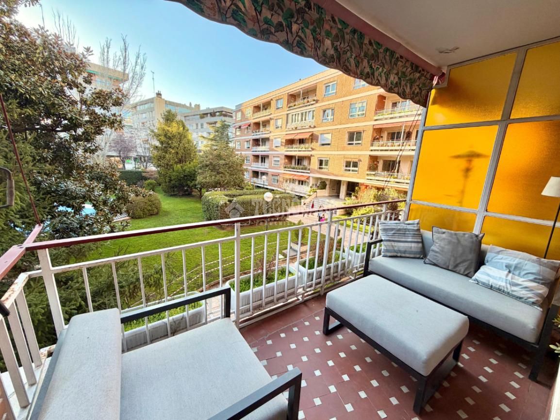 Terraza de Piso en venta en  Madrid Capital con Aire acondicionado, Calefacción y Terraza