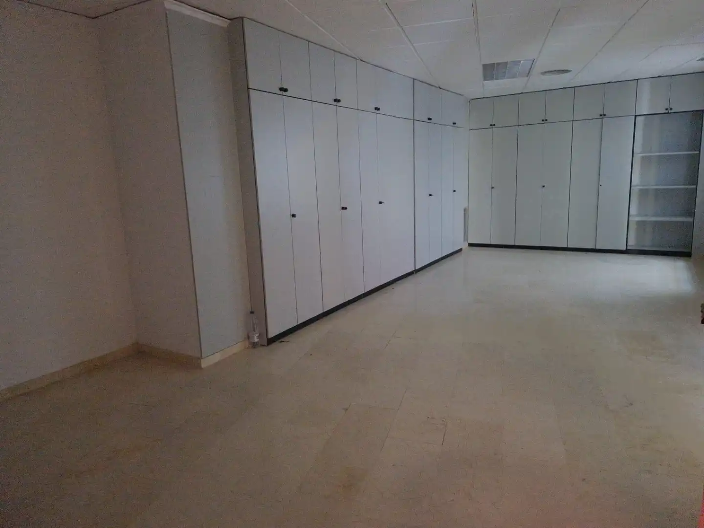 Bureau avec ascenseur à louer à Plaza Altozano 4, imagen 10