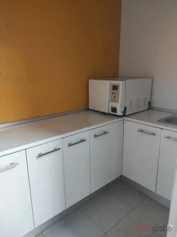 Cocina de Local de alquiler en Oviedo  con Aire acondicionado