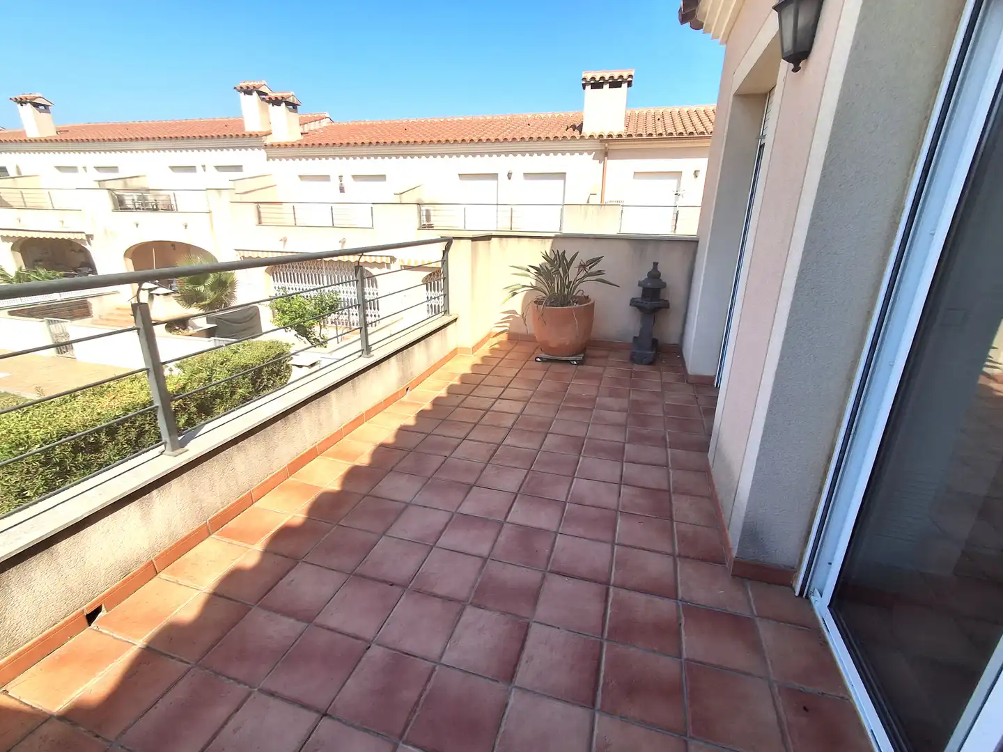Terrassa de Casa adosada en venda en Mont-roig del Camp amb Aire condicionat, Jardí privat i Terrassa