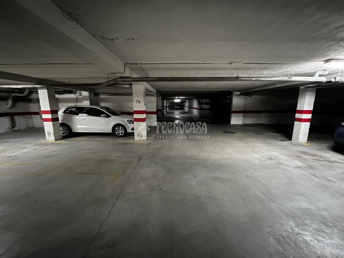 Garage to rent in Huerta del Rey, Valladolid Capital