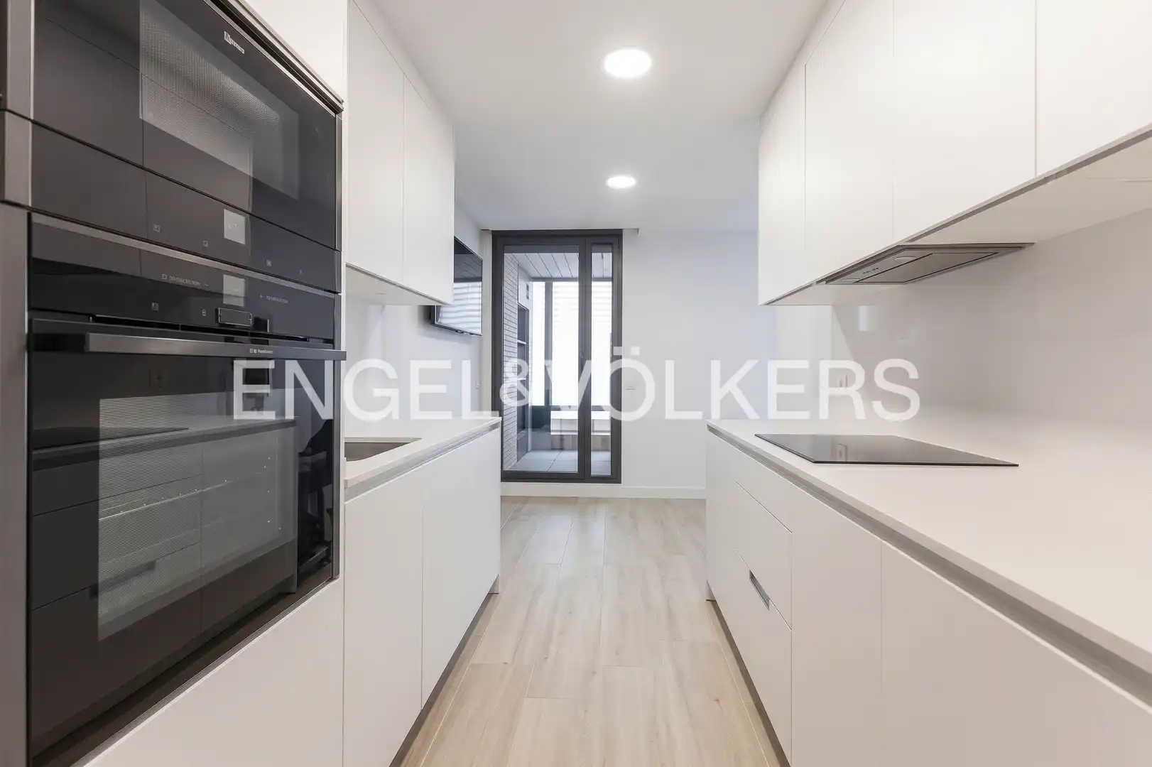 Cocina de Piso en venta en Majadahonda con Aire acondicionado, Calefacción y Terraza