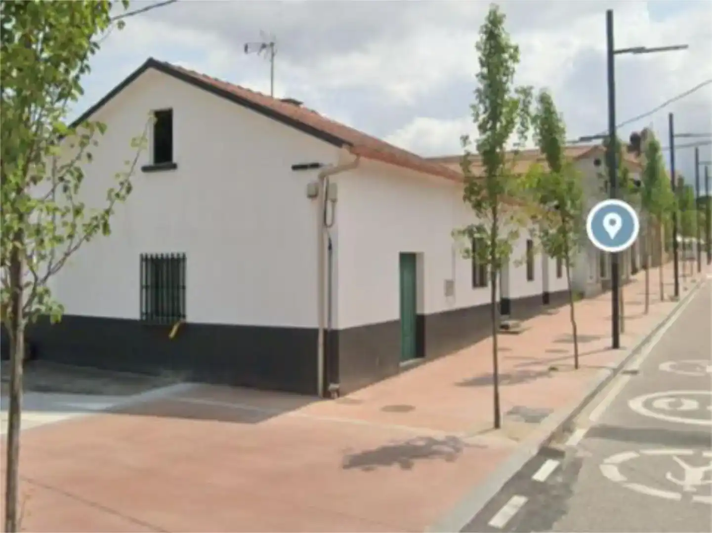 Vista exterior de Casa adosada en venda en Tomiño