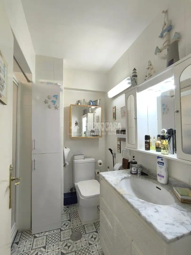 Baño de Piso en venta en Alcalá de Henares con Aire acondicionado, Calefacción y Parquet