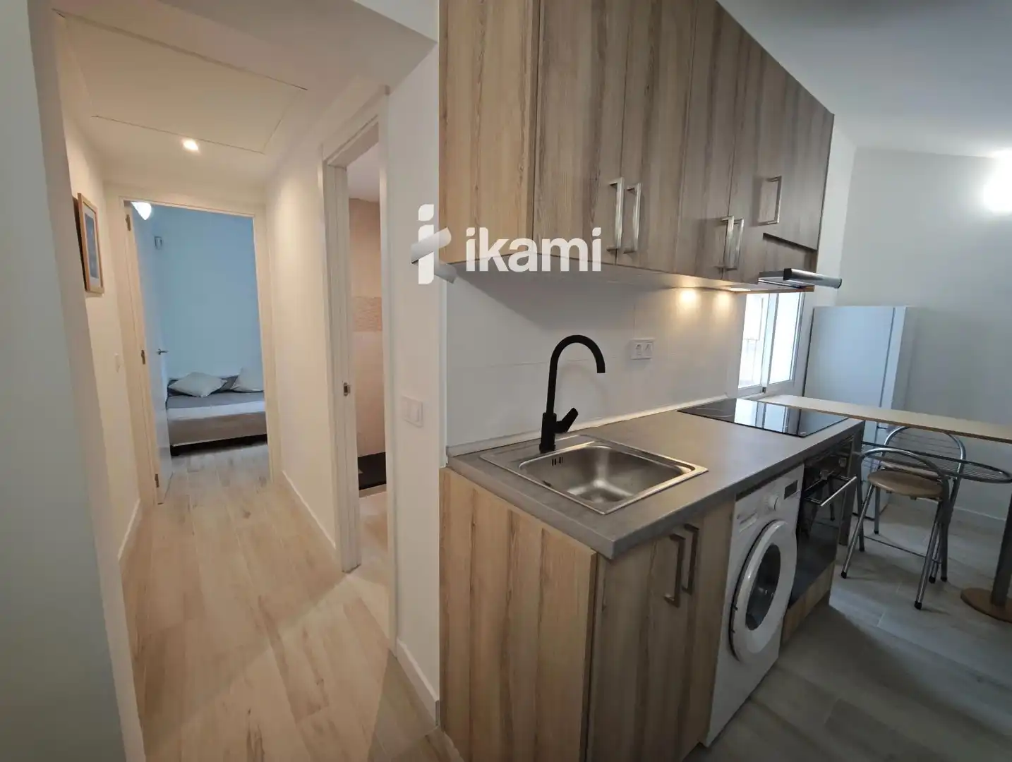 Habitación de Piso en venta en Madrid con Calefacción y Alarma