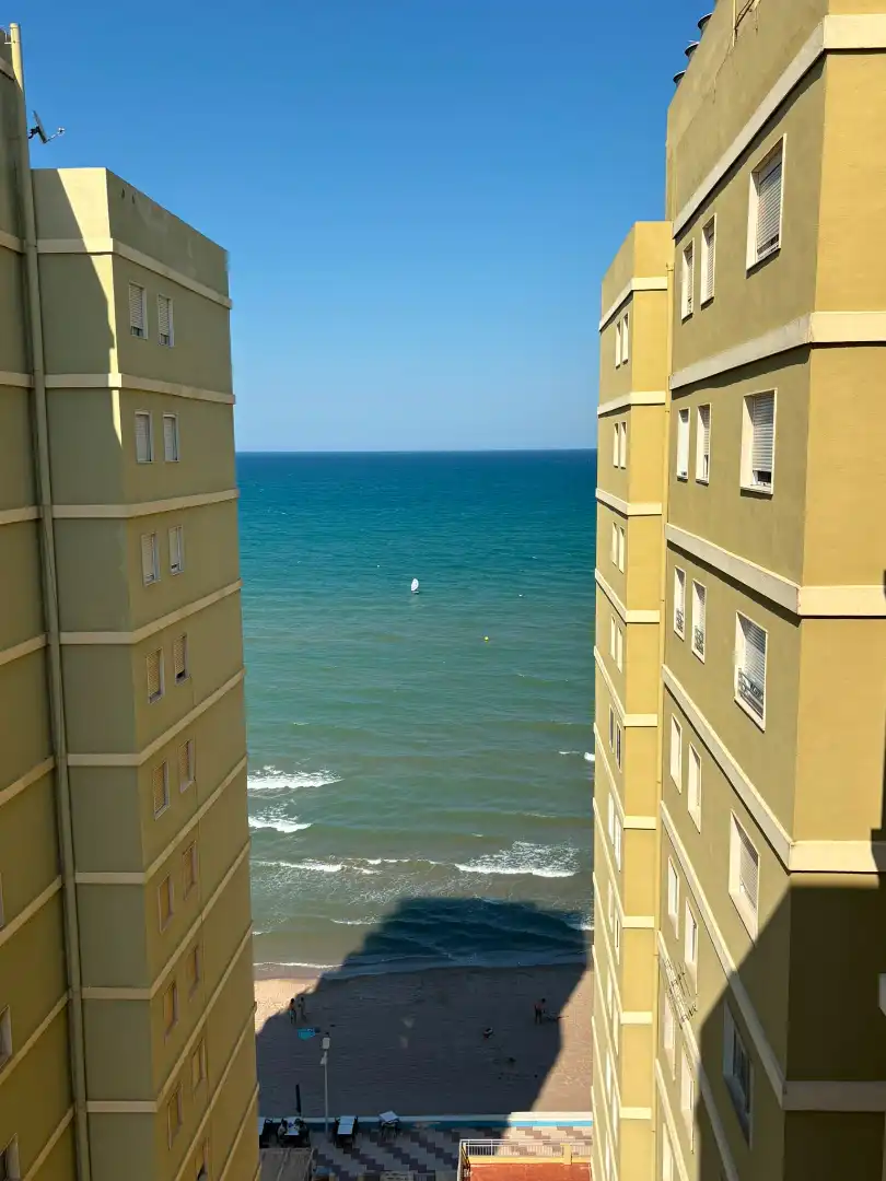 Außenansicht von Wohnungen zur Miete in Sueca mit Klimaanlage, Terrasse und Möbliert