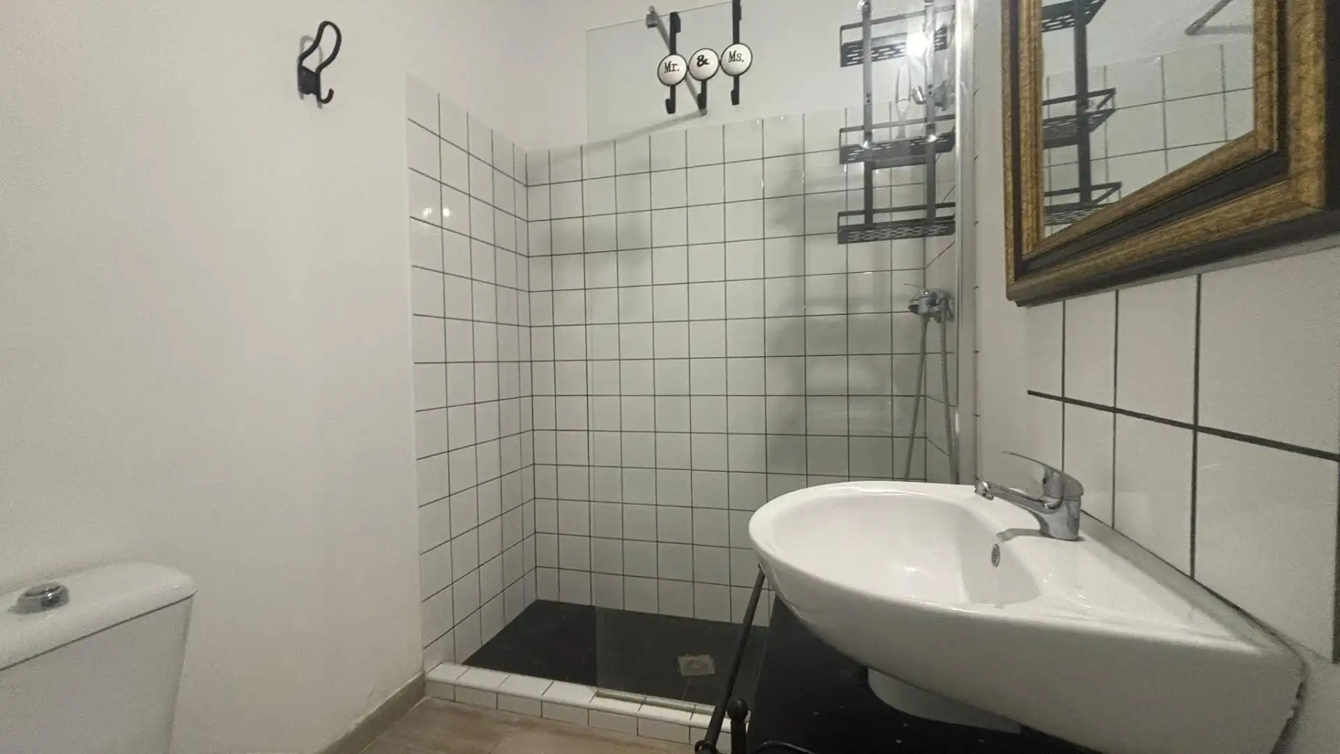 Bathroom of Apartments for sale in Sevilla  with Air Conditioner
