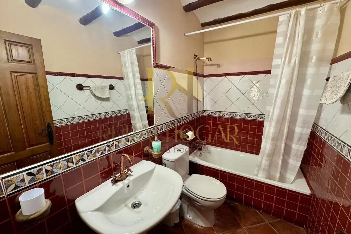 Baño de Casa o chalet en venta en Peralejos de las Truchas con Calefacción, Jardín privado y Parquet