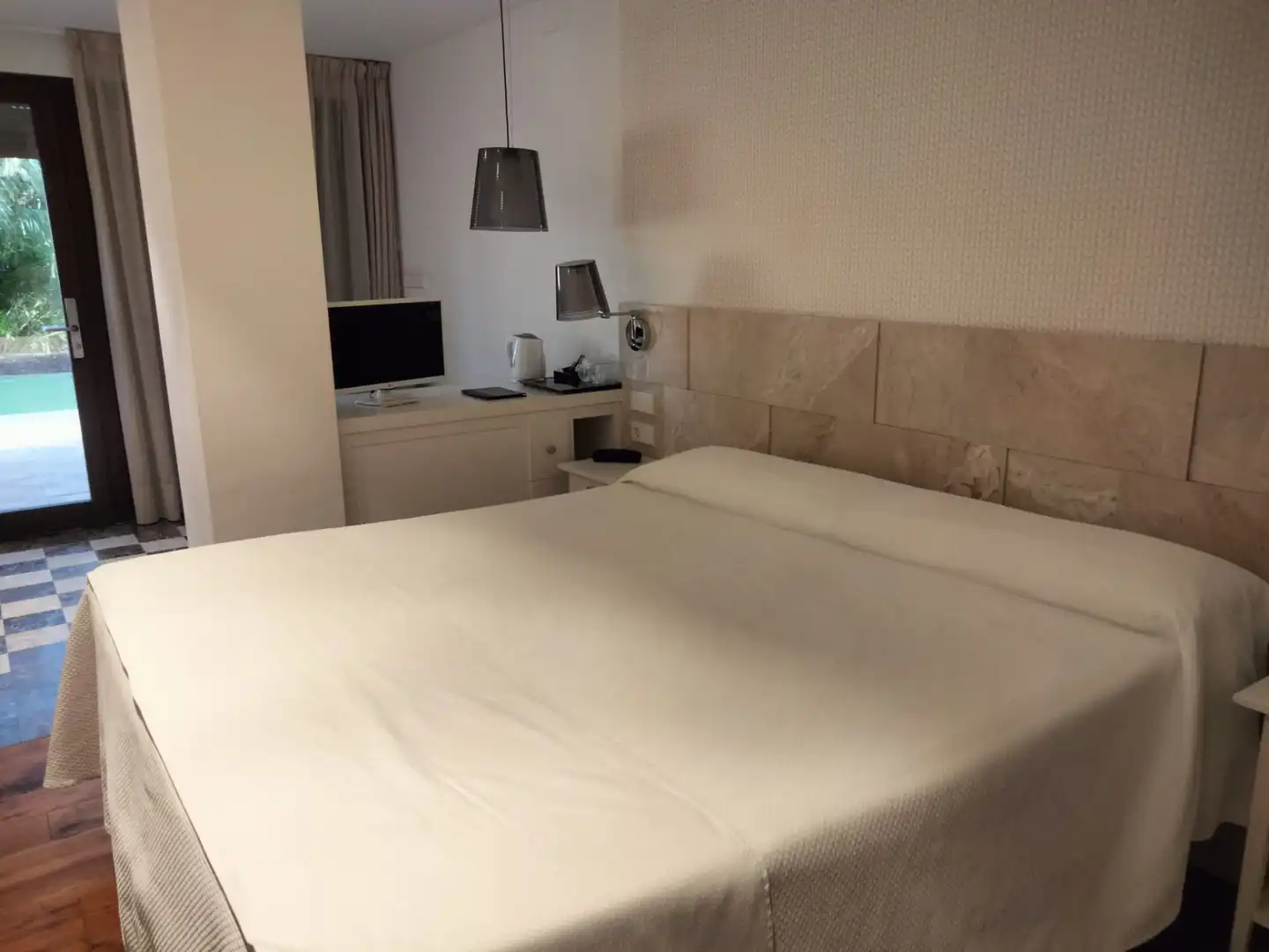 Inmuebles singulares con piscina en venta en Travesía Carretera de Mula 2, imagen 48
