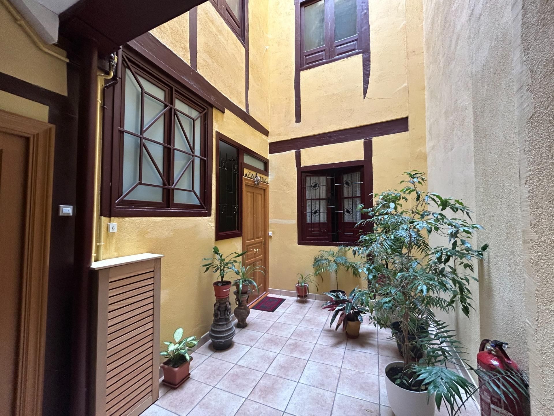 Flat for sale in Casco Antiguo ,  Pamplona / Iruña