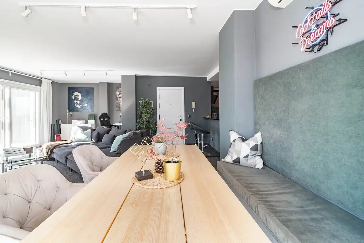 Sala d'estar de Àtic de lloguer en Marbella amb Aire condicionat, Calefacció i Terrassa