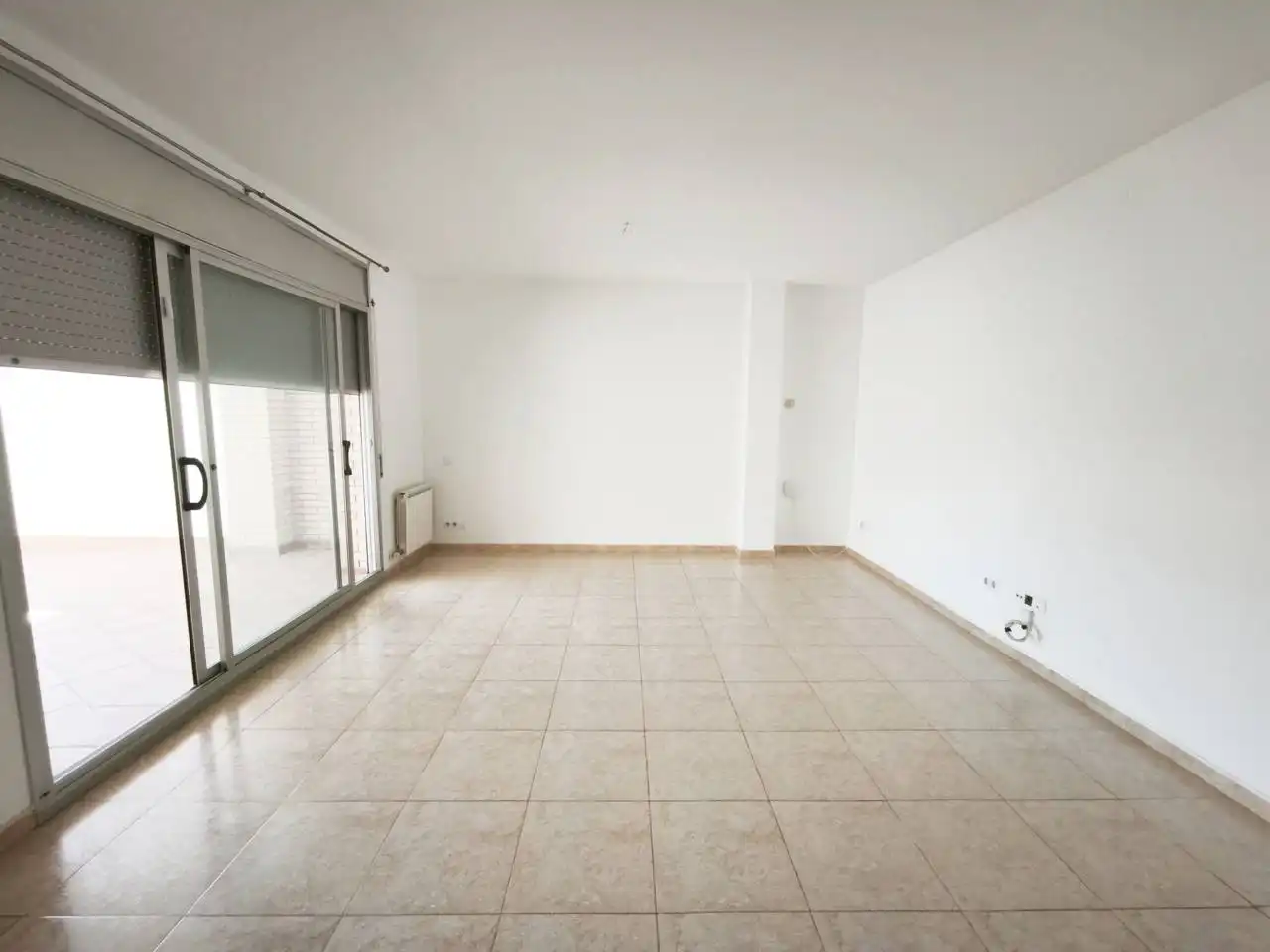 Sala d'estar de Pis en venda en Cubelles amb Calefacció, Terrassa i Traster