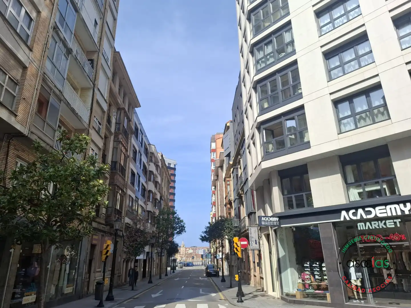 Vista exterior de Pis en venda en Gijón  amb Calefacció, Parquet i Terrassa
