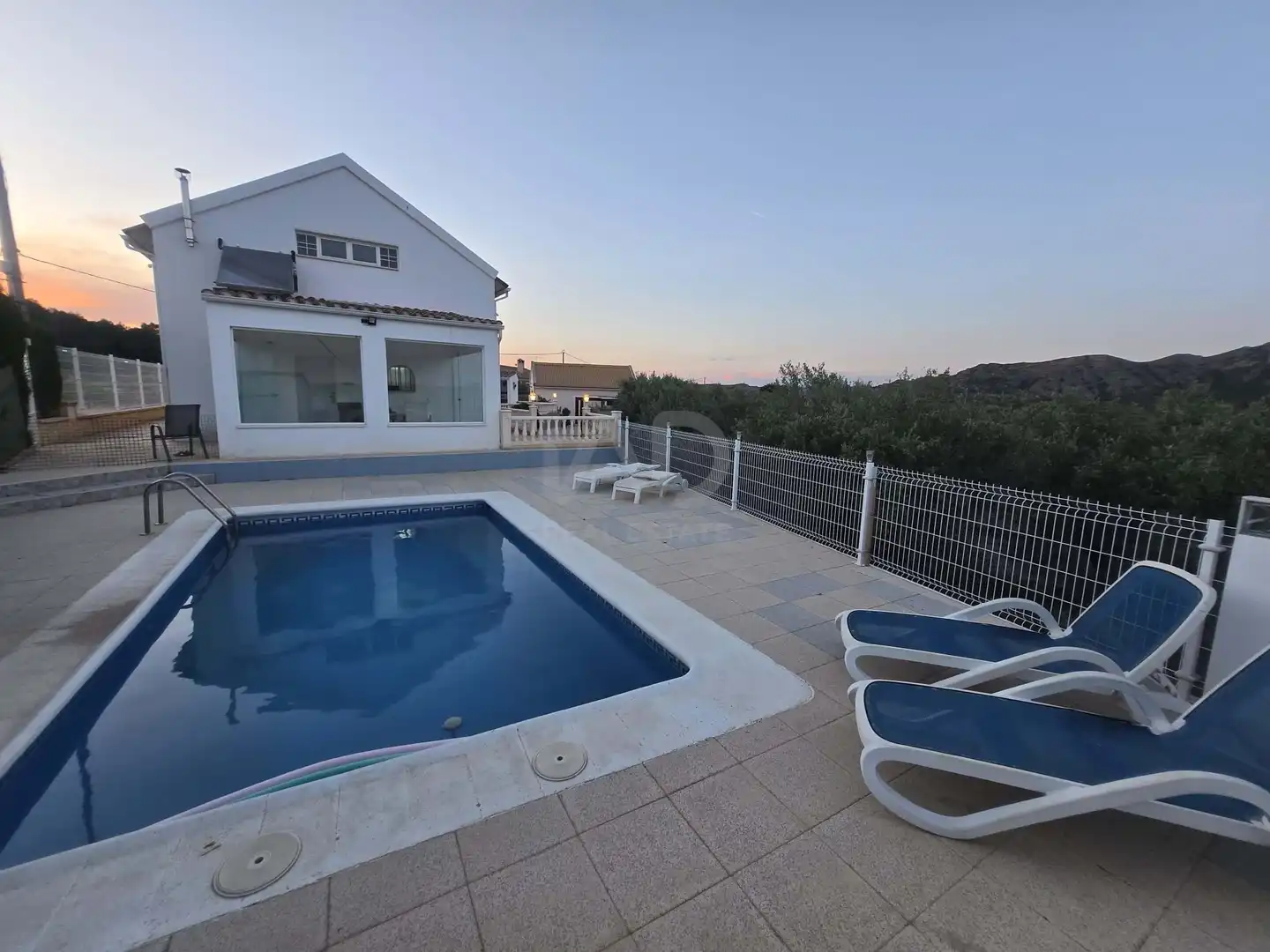 Casa con piscina en venta en Calasparra