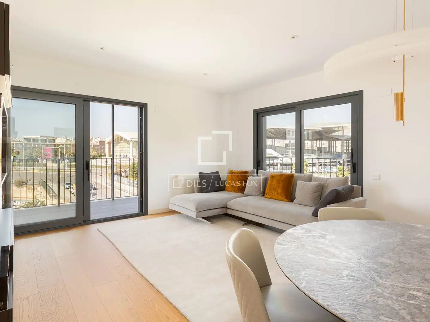 Exterior view of Flat for rent in Barcelona  with Air Conditioner, Heating and Parquet flooring