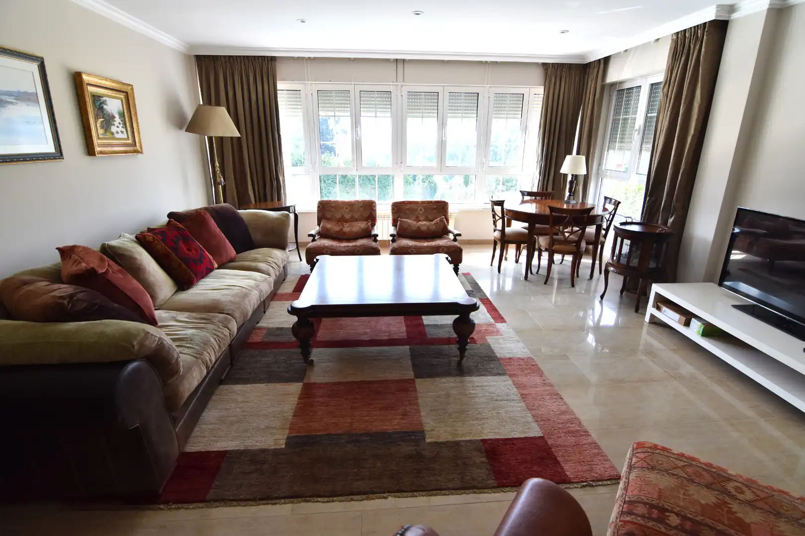 Sala de estar de Casa o chalet en venta en Bergondo con Calefacción, Jardín privado y Parquet