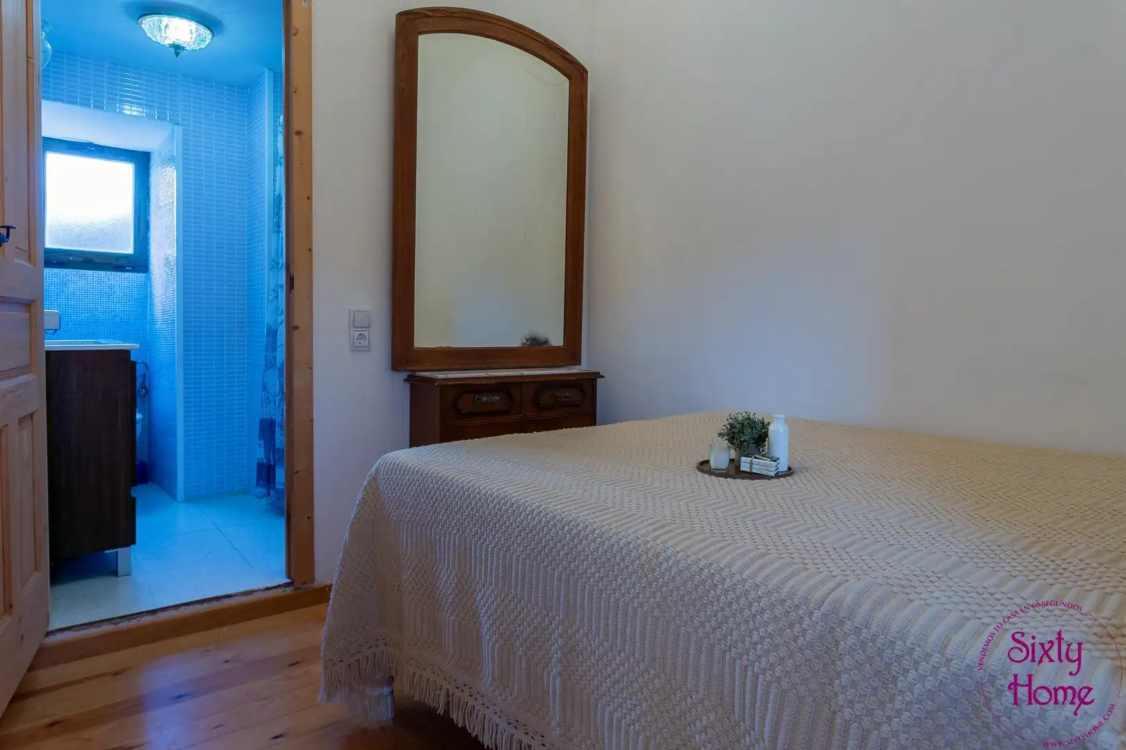 Bedroom of Houses for sale in Jaca  with Parquet flooring and Balcony