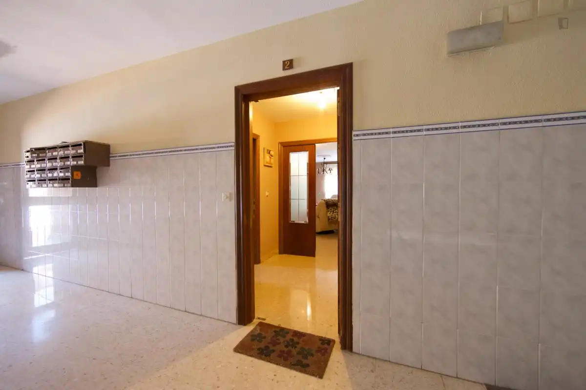 Habitación en Poniente-Norte - Miralbaida - Parque Azahara