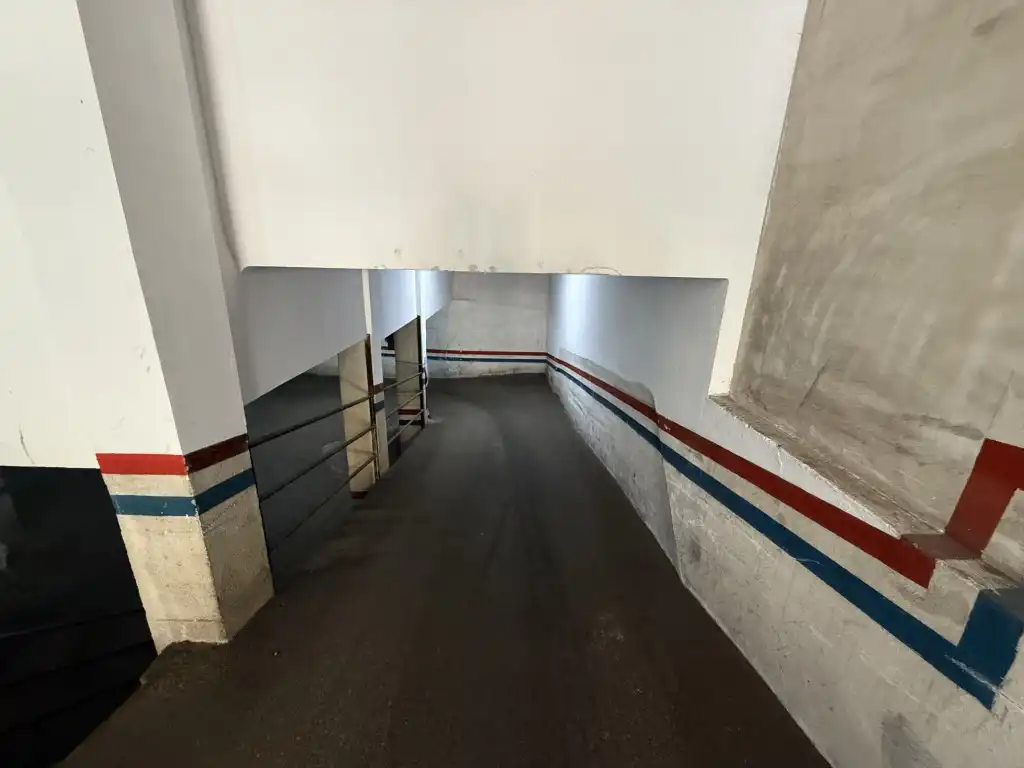 Garage zum Verkauf in Avenida Isabel La Catolica D', La Florida