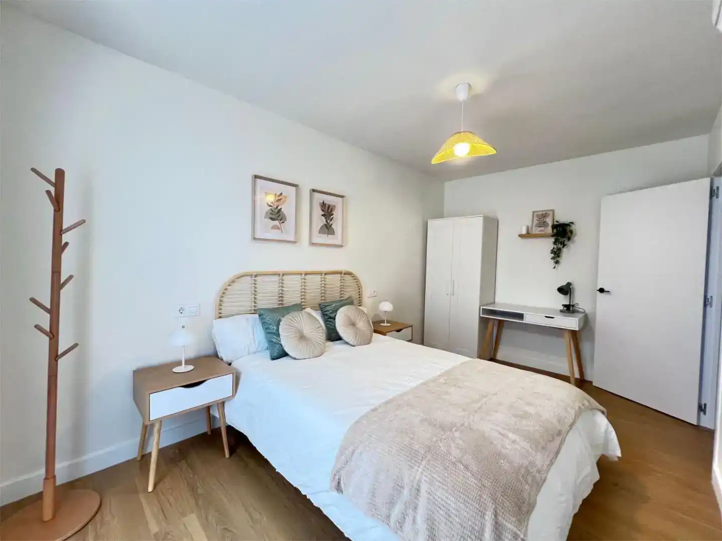 Schlafzimmer von Wohnungen zur Miete in  Madrid Capital mit Klimaanlage