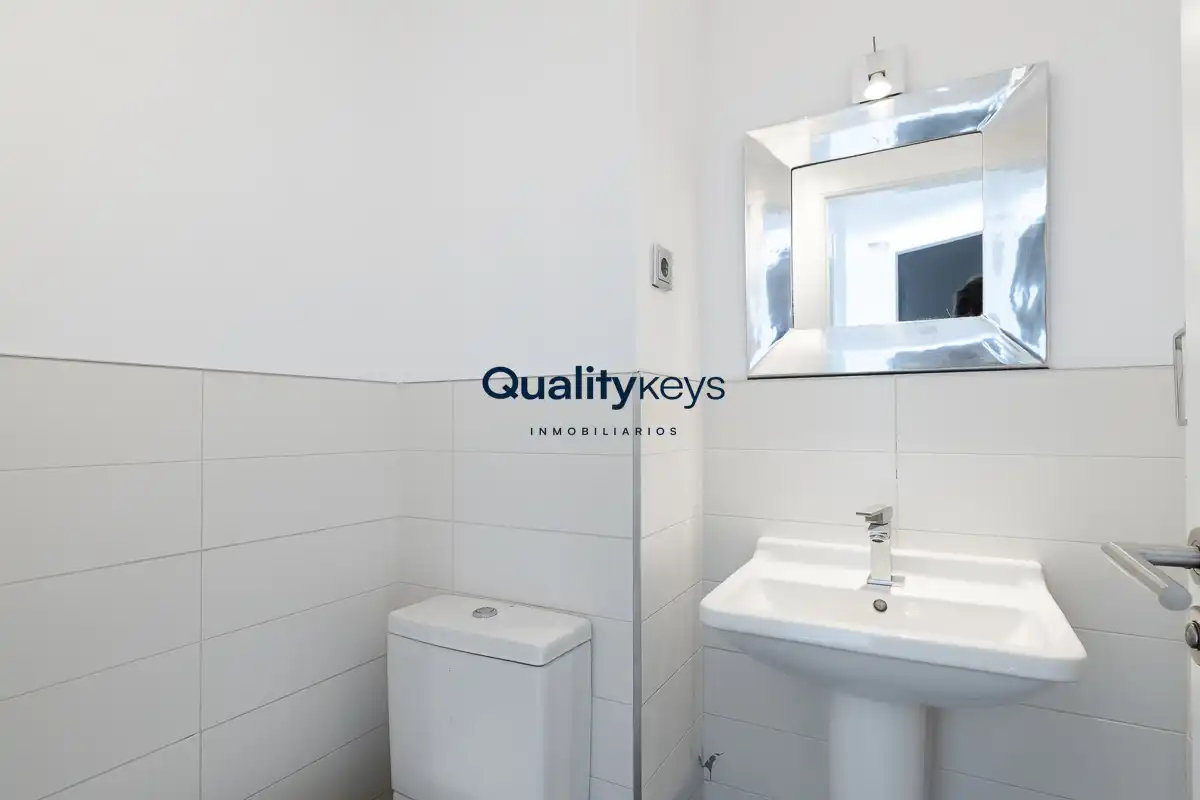 Baño de Casa o chalet en venta en Madrid con Aire acondicionado, Calefacción y Jardín privado