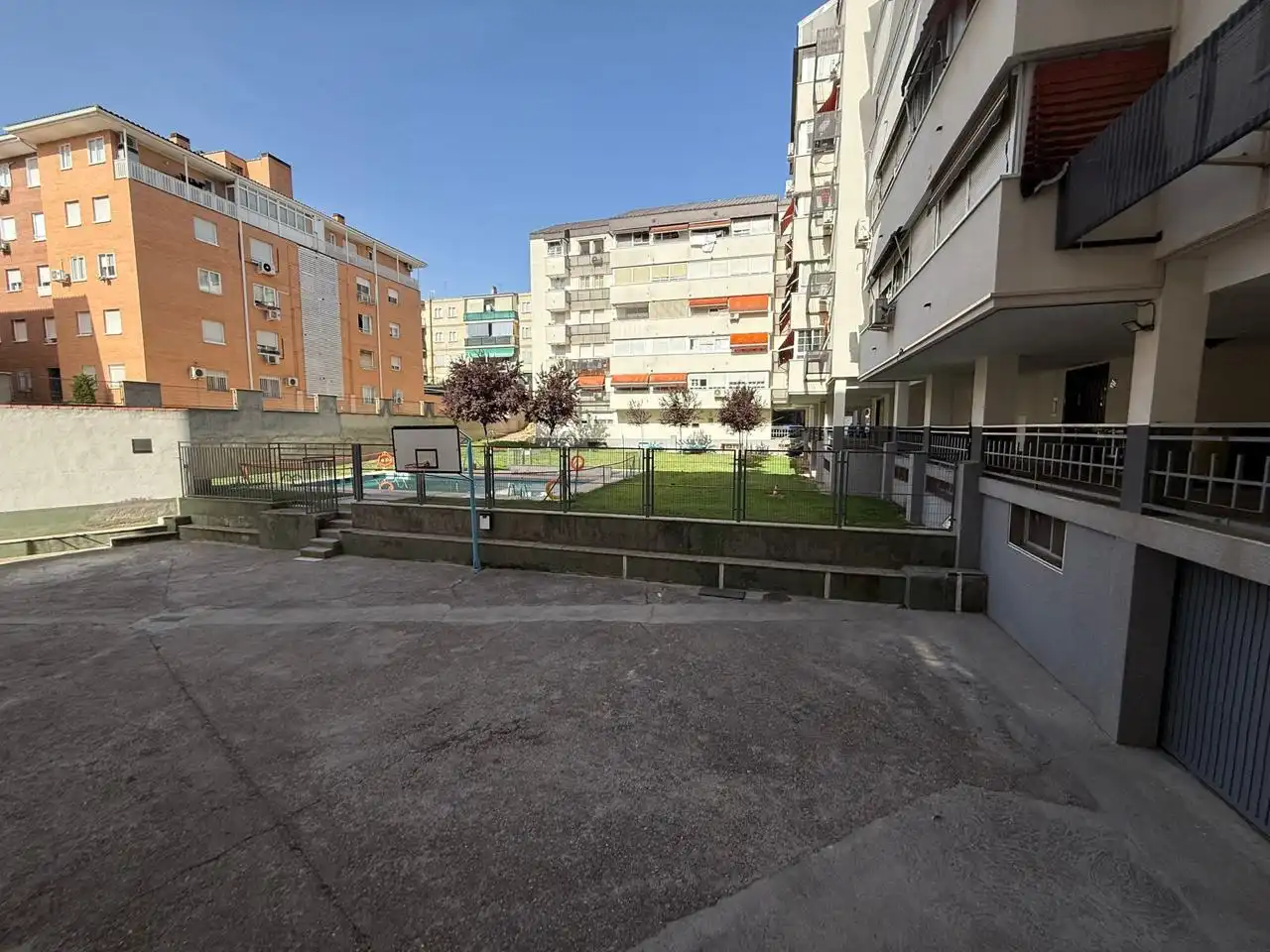 Piso con piscina en venta en Avenida de San Pablo, imagen 2