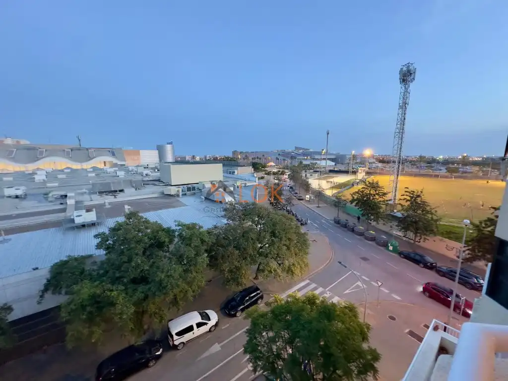 Vista exterior de Piso en venta en Málaga