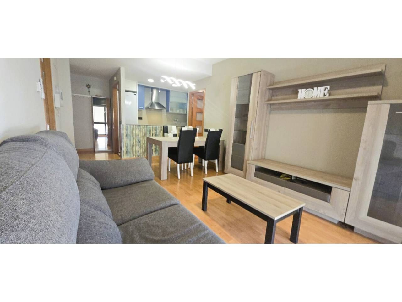 Living room of Flat for sale in Terrassa  with Air Conditioner, Heating and Parquet flooring
