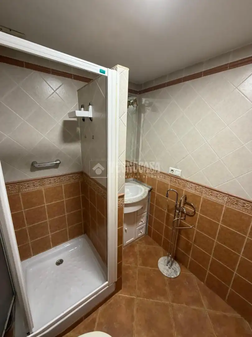 Bathroom of Flat for sale in Sevilla