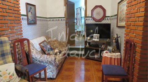 Foto 2 de Casa adosada en venta en Martos, Jaén
