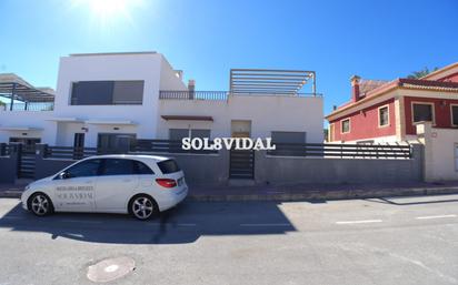 Vista exterior de Casa o xalet en venda en Bigastro amb Terrassa