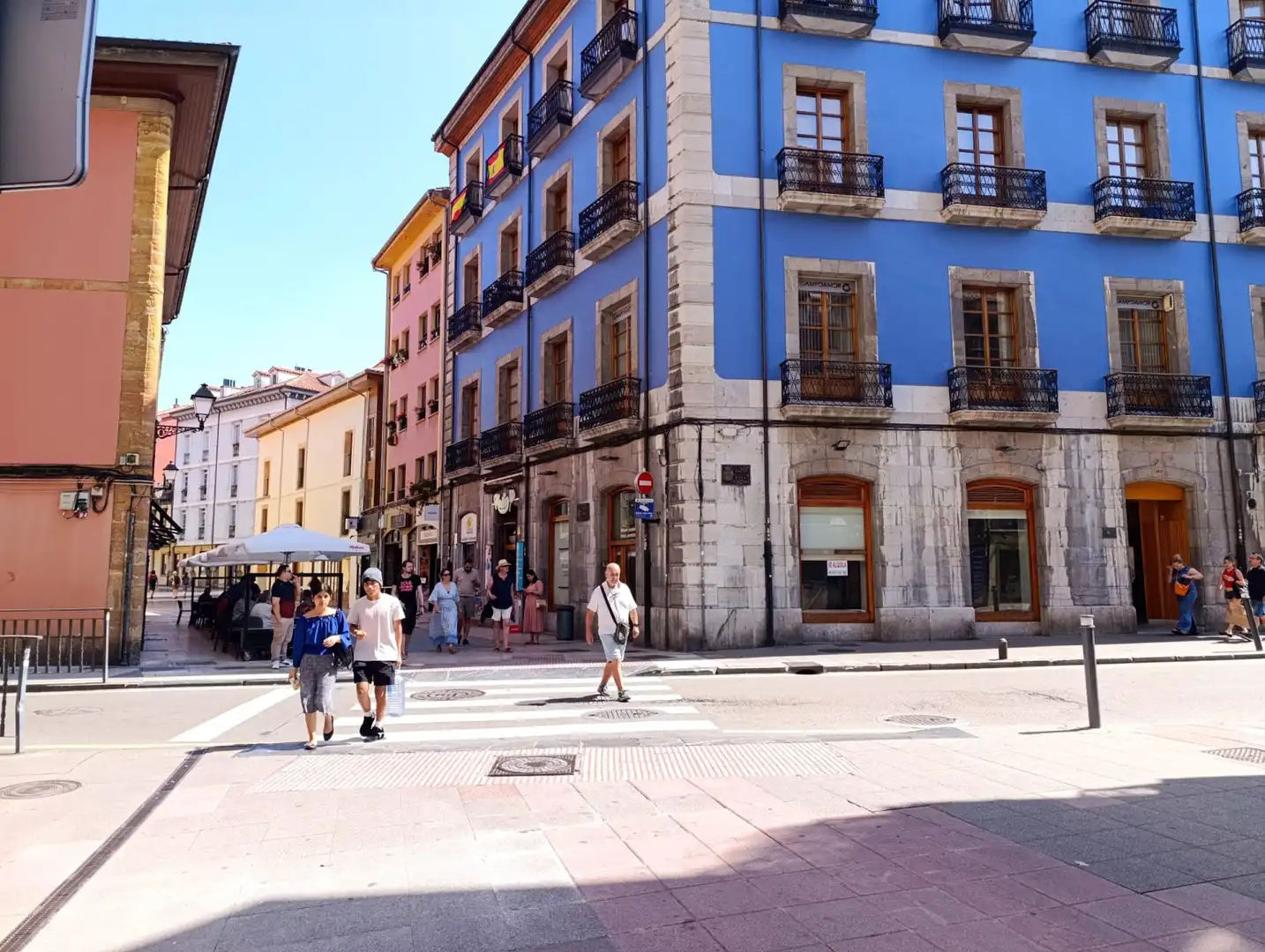 Exterior view of Commercial properties for rent in Oviedo   with Air Conditioner