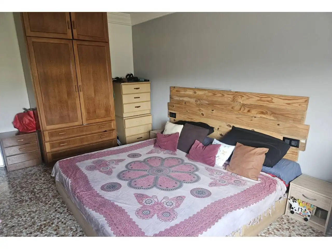 Dormitori de Pis en venda en La Font d'en Carròs amb Terrassa, Moblat i Balcó