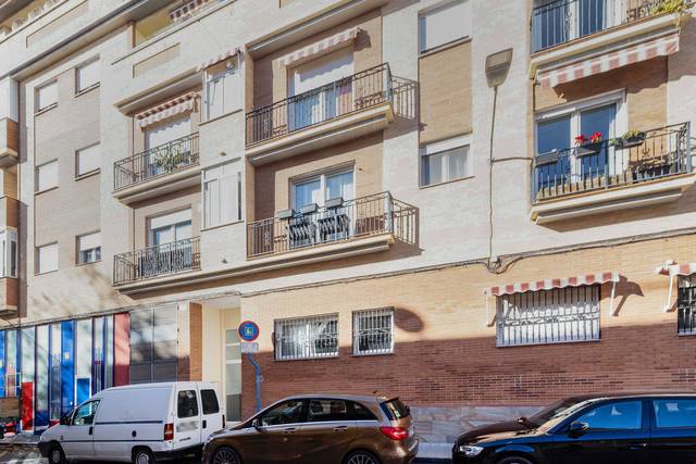 Piso en Venta en C/ Antares en Florida Alta