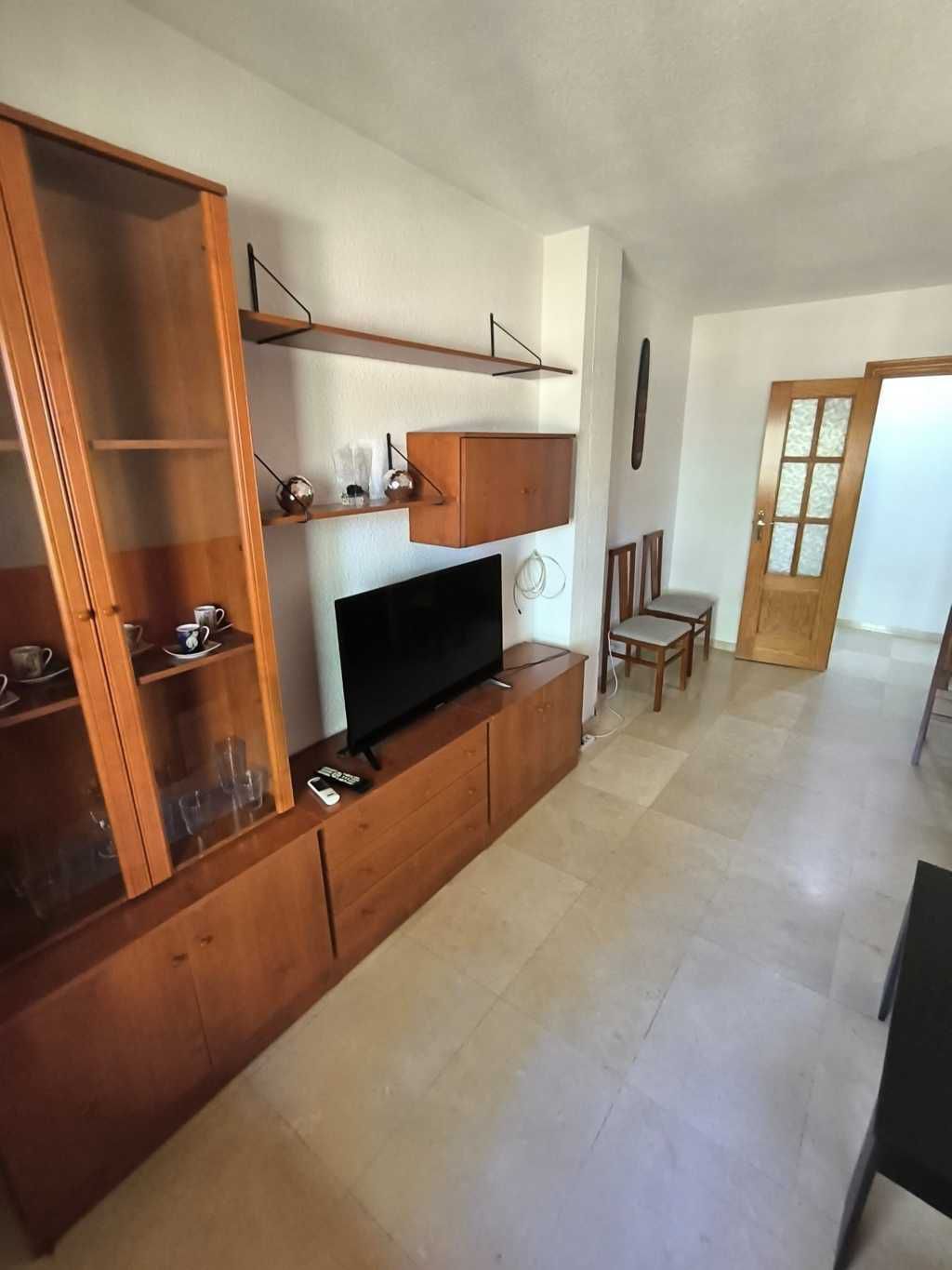Living room of Flat to rent in  Granada Capital  with Air Conditioner, Terrace and Furnished