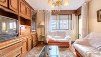 Living room of Flat for sale in Basauri   with Heating and Balcony