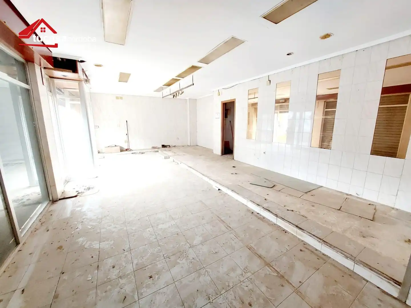 Local comercial en venda a Sur, imagen 6