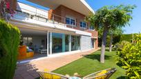 Jardí de Casa o xalet en venda en Teià amb Calefacció, Terrassa i Piscina