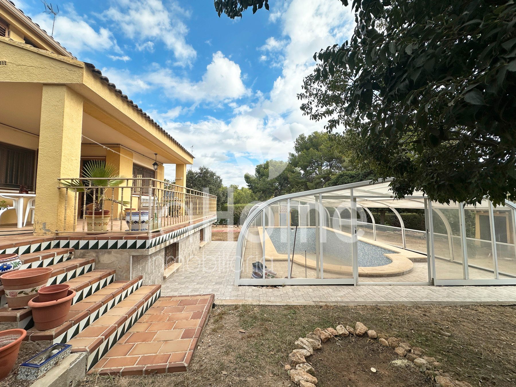 Exterior view of House or chalet for sale in Paterna  with Air Conditioner, Heating and Private garden