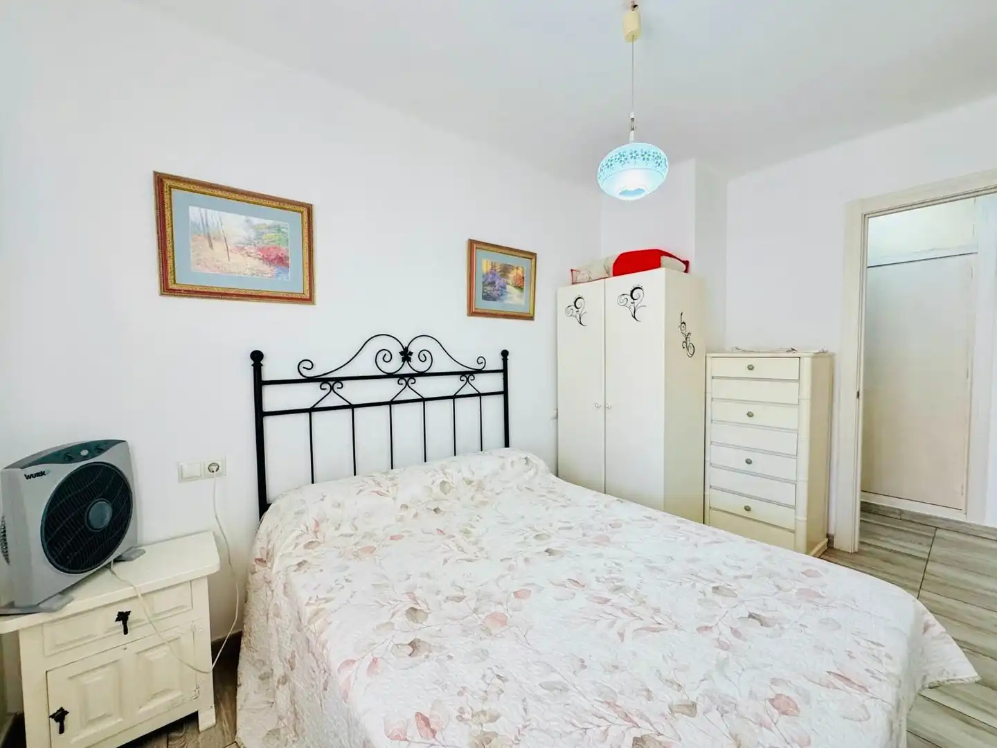 Dormitori de Apartament en venda en Torrox amb Aire condicionat, Calefacció i Piscina comunitària